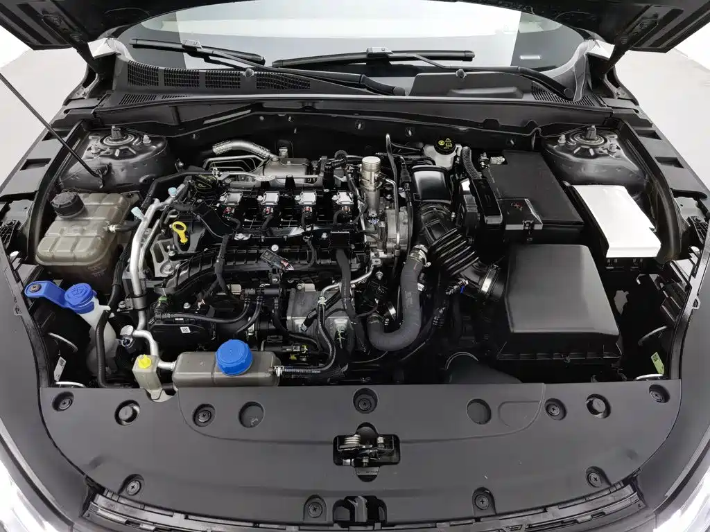 Changan Eado — миниатюра 6