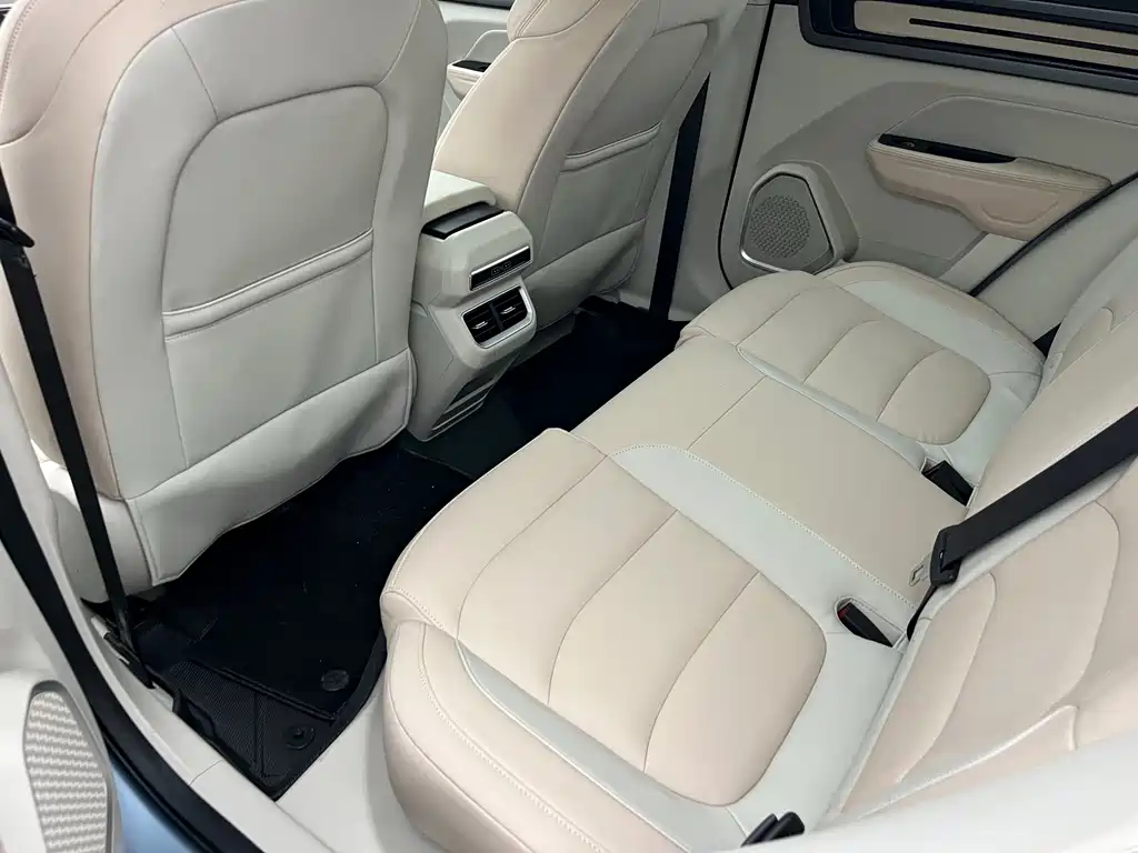 Geely Icon — миниатюра 11