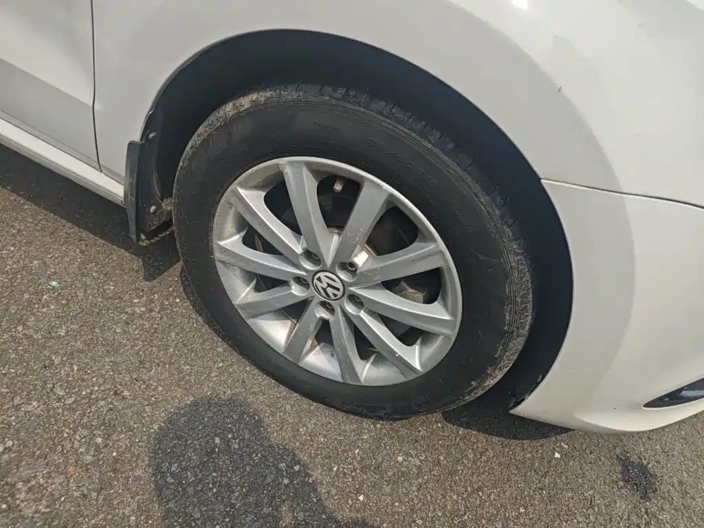 Volkswagen Polo — миниатюра 24