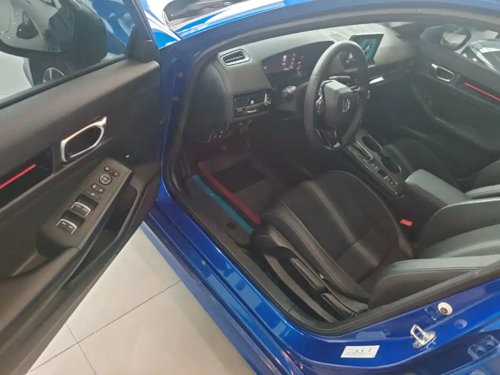 Honda Civic — миниатюра 16