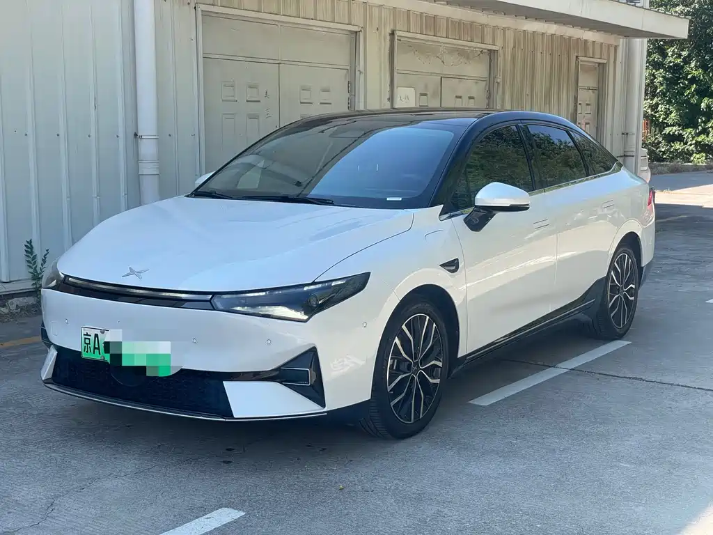 XPeng P5