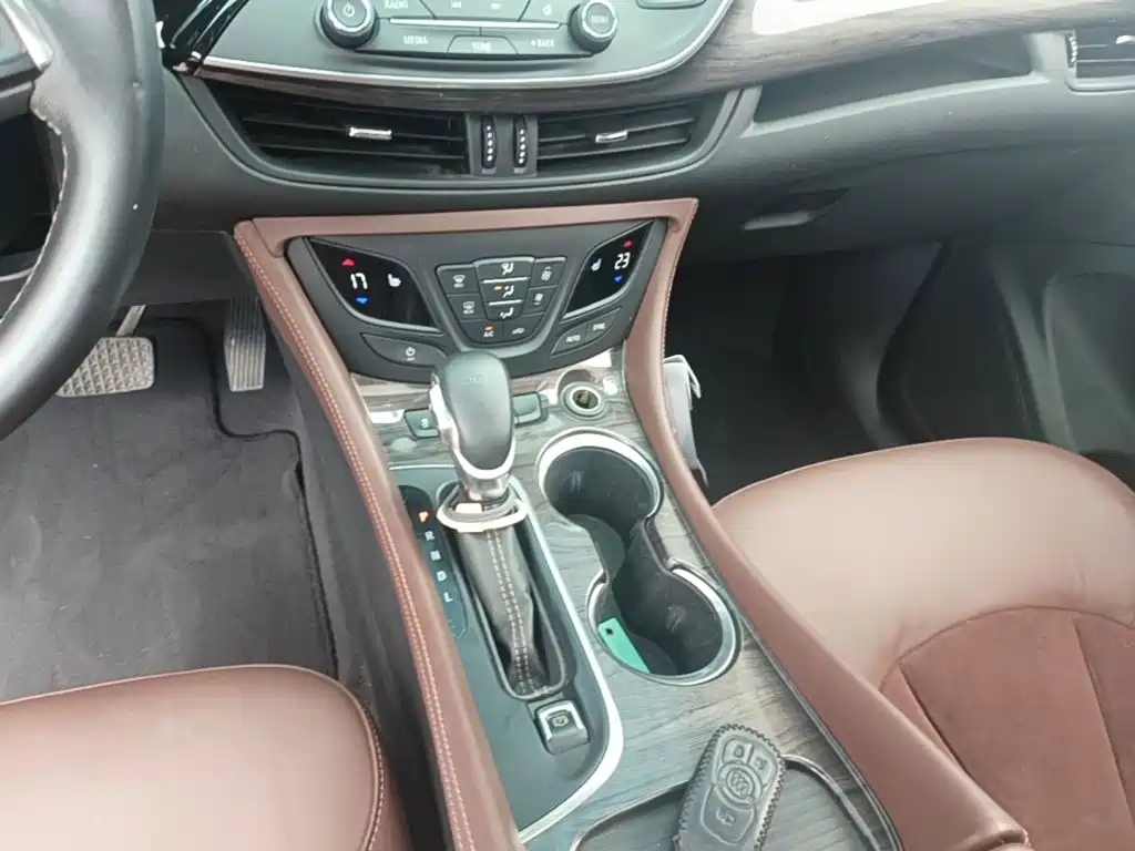 Buick Envision Plus — миниатюра 14