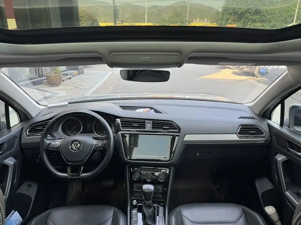 Volkswagen Tiguan L — миниатюра 6