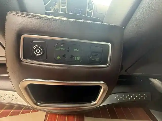 Mercedes-Benz Vito — миниатюра 14