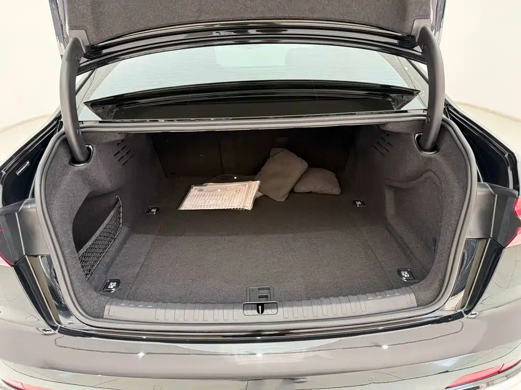 Audi A6L — миниатюра 29