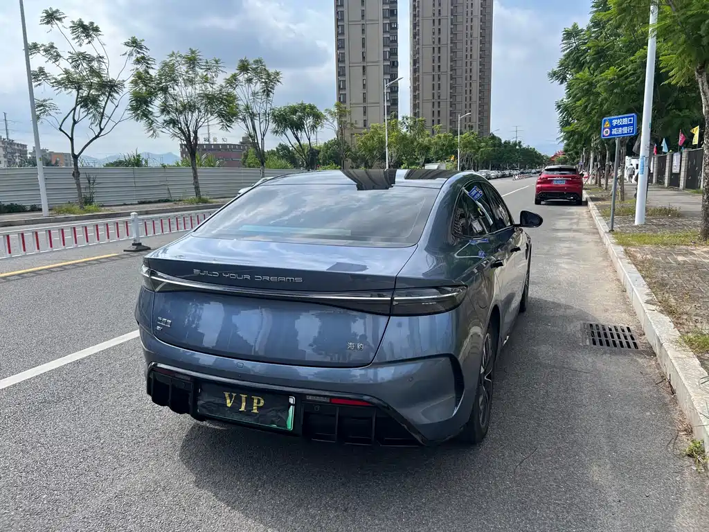 BYD Seal — миниатюра 8