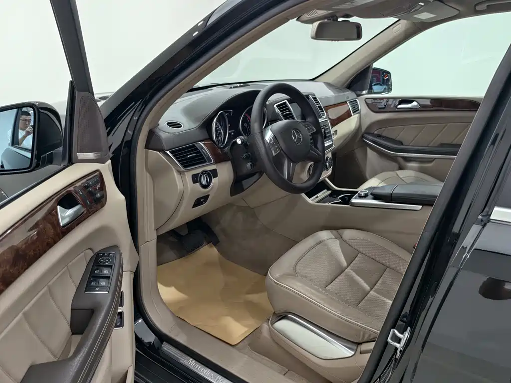 Mercedes-Benz GL-Class — миниатюра 4