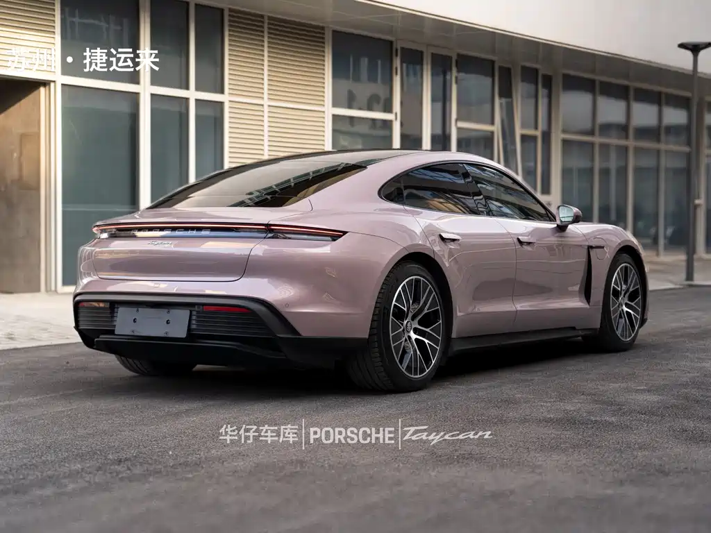 Porsche Taycan — миниатюра 5