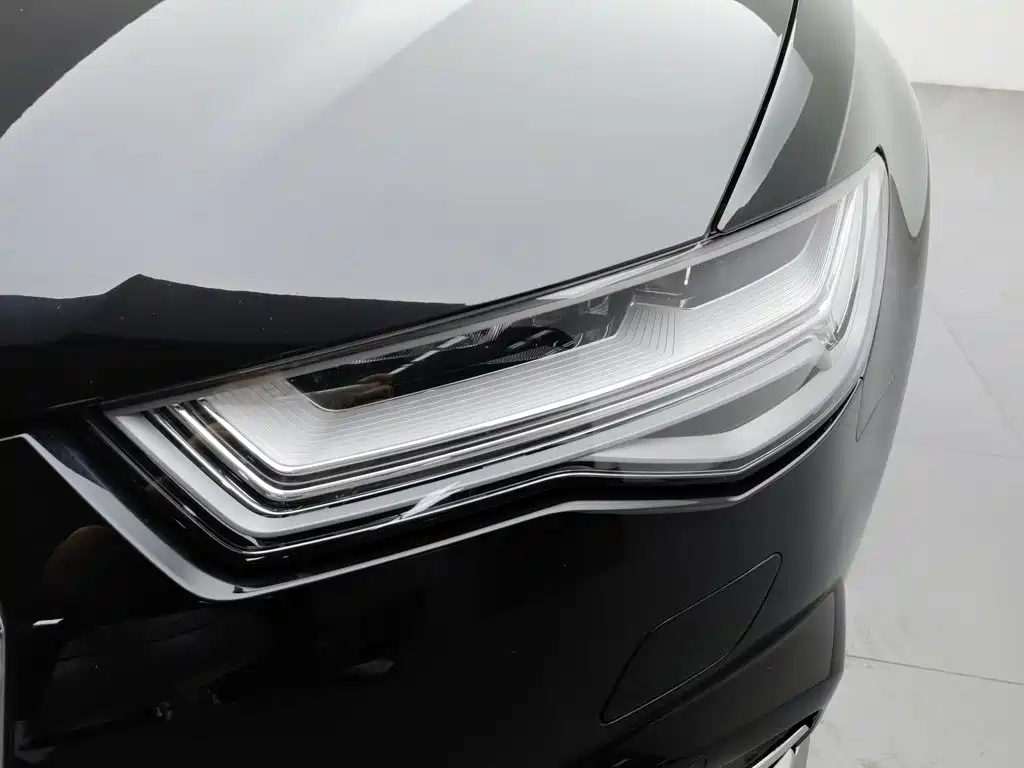 Audi A6L — миниатюра 7