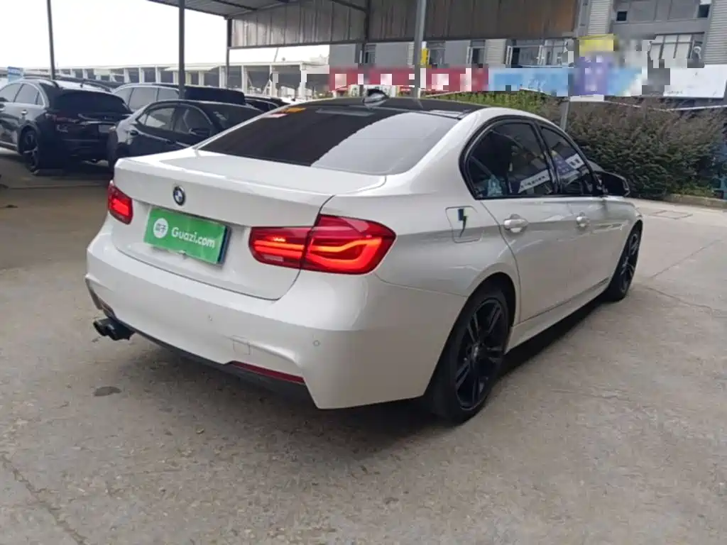 BMW 3 Series — миниатюра 7