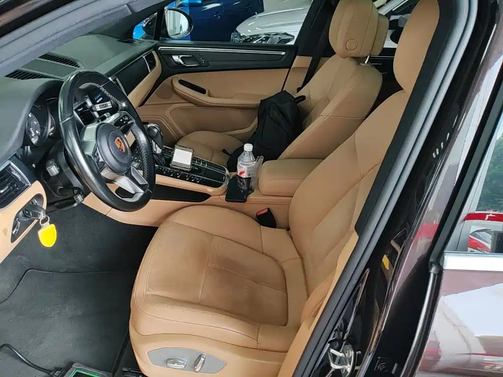 Porsche Macan — миниатюра 15