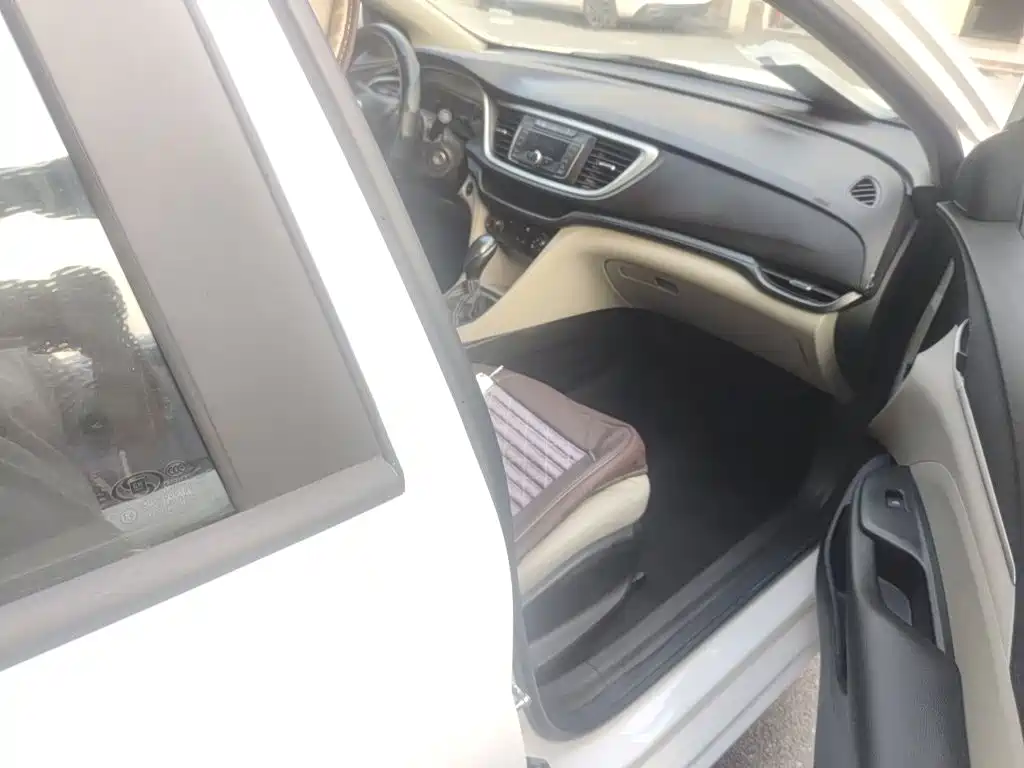 Buick Excelle — миниатюра 20