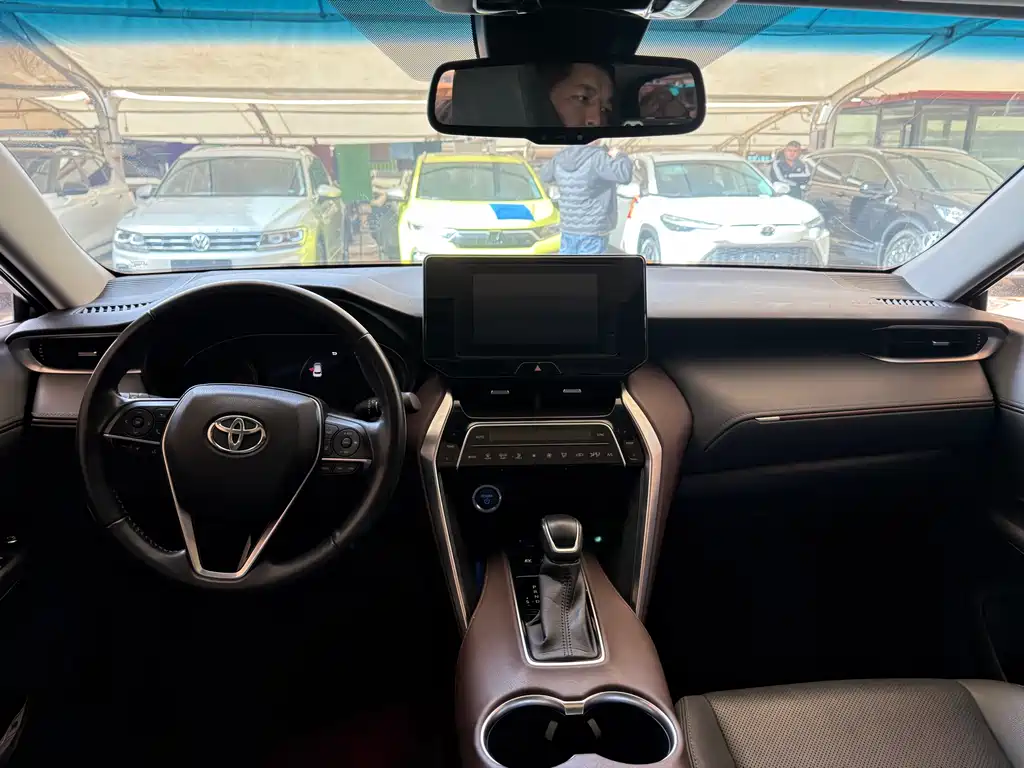 TOYOTA LING FANG HARRIER