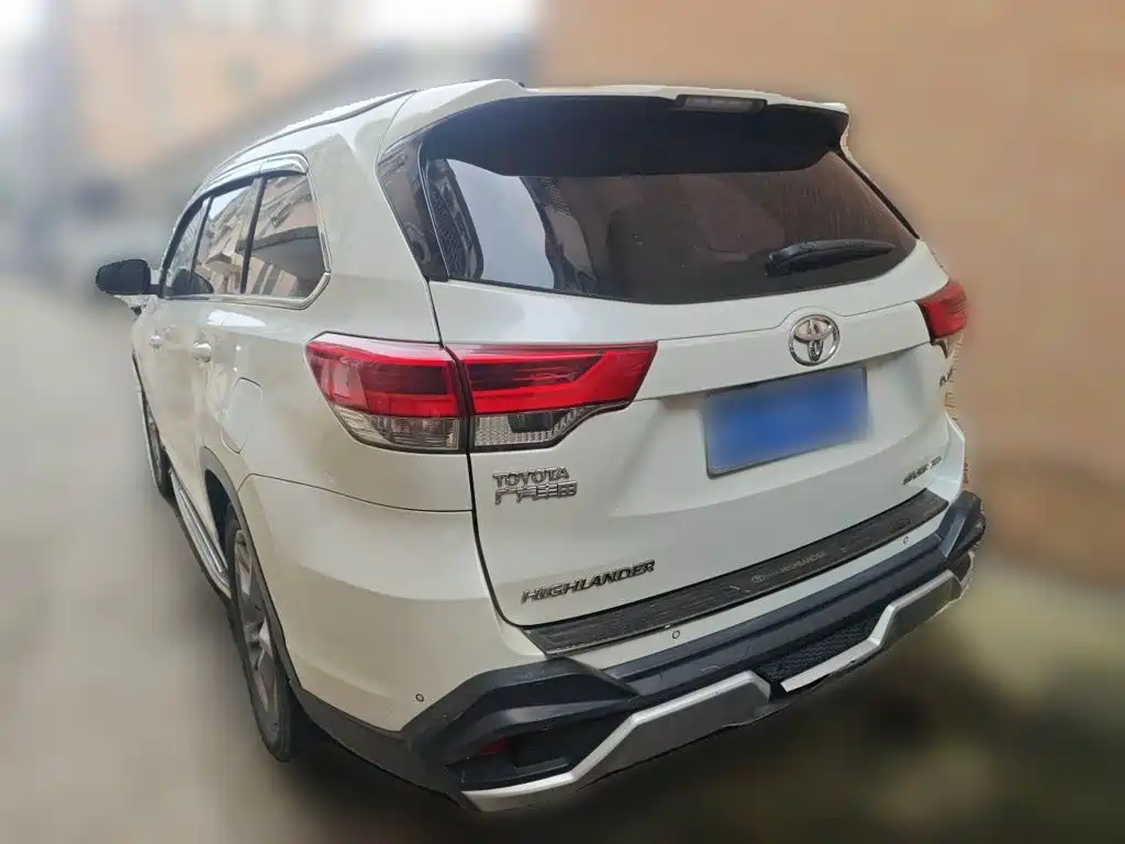 Toyota Highlander — миниатюра 25