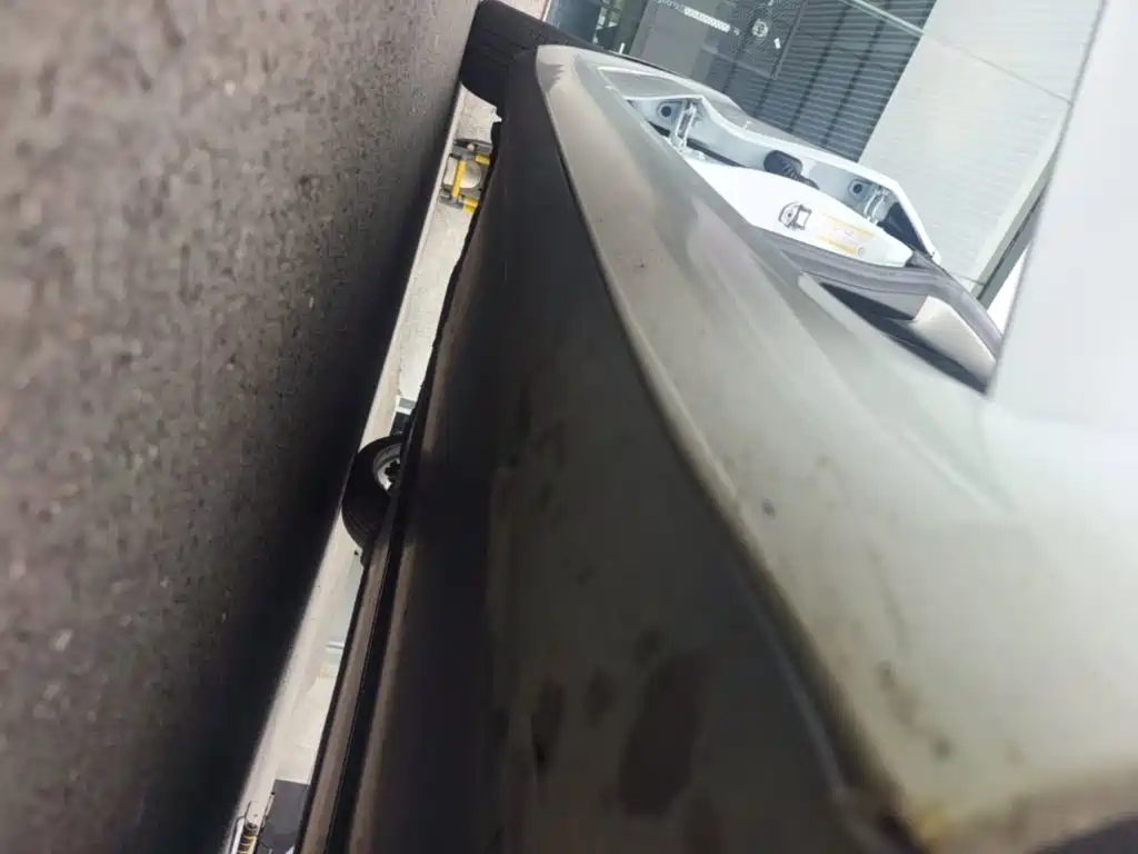 Tesla Model 3 — миниатюра 21