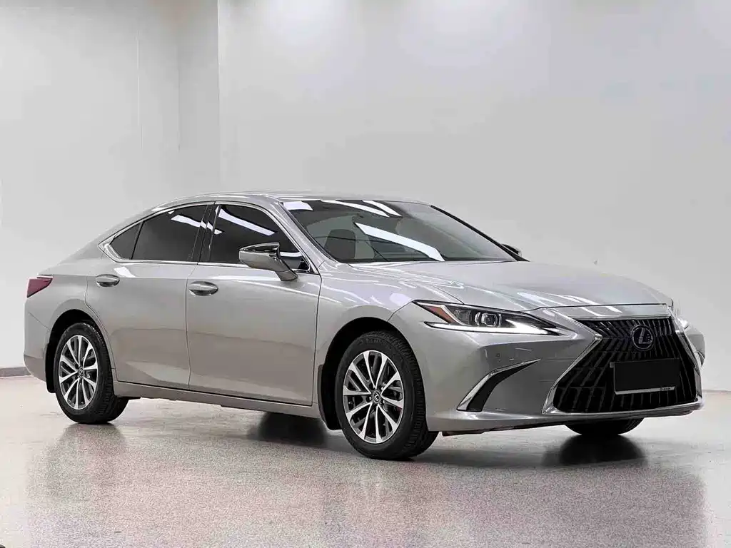 Lexus ES — миниатюра 3
