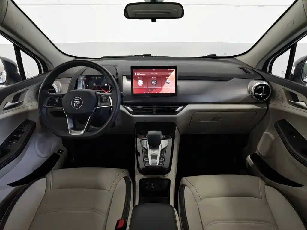 BYD Yuan Pro — миниатюра 5