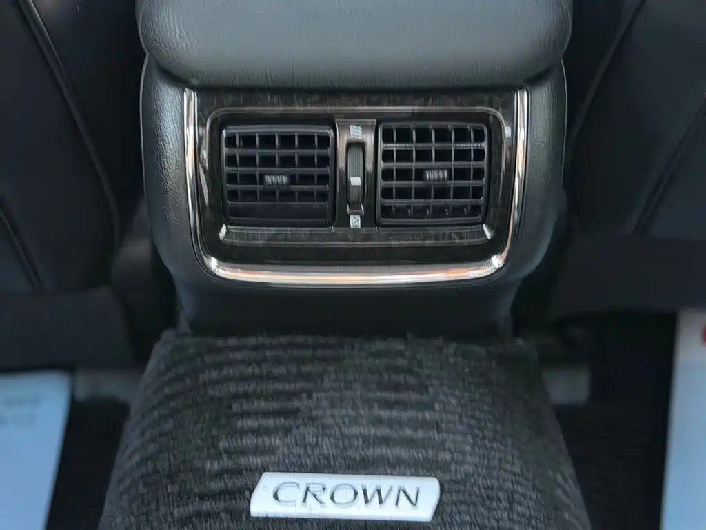 Toyota Crown 2018 2.0T Sport