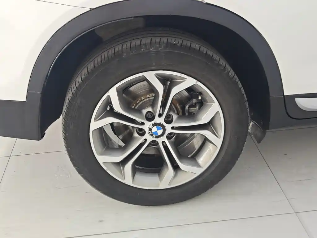 BMW X4 — миниатюра 13