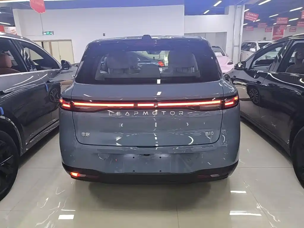 Leapmotor Leapmotor B10 — миниатюра 6