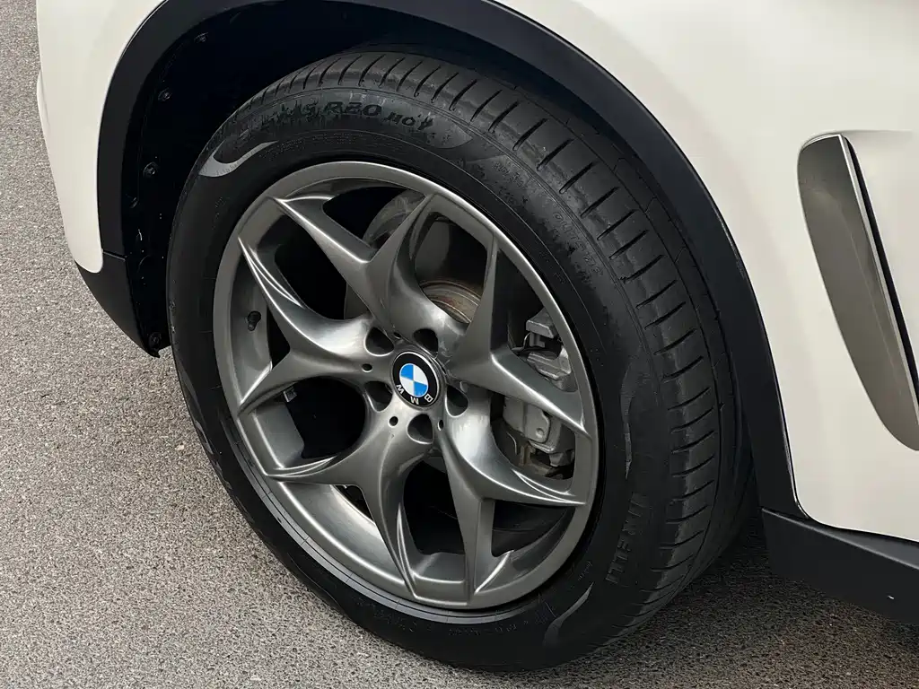 BMW X6 — миниатюра 15