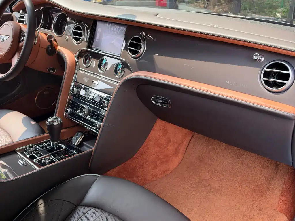 Bentley Mulsanne — миниатюра 13