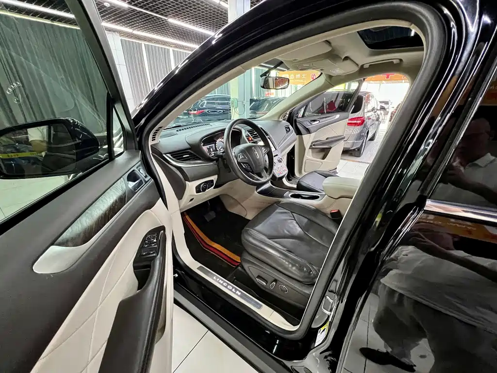 Lincoln MKC 2019 2.0T VI