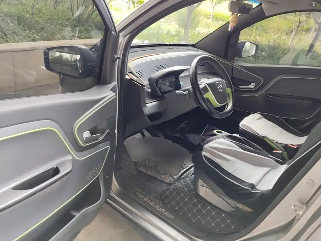 Baojun E100 — миниатюра 16