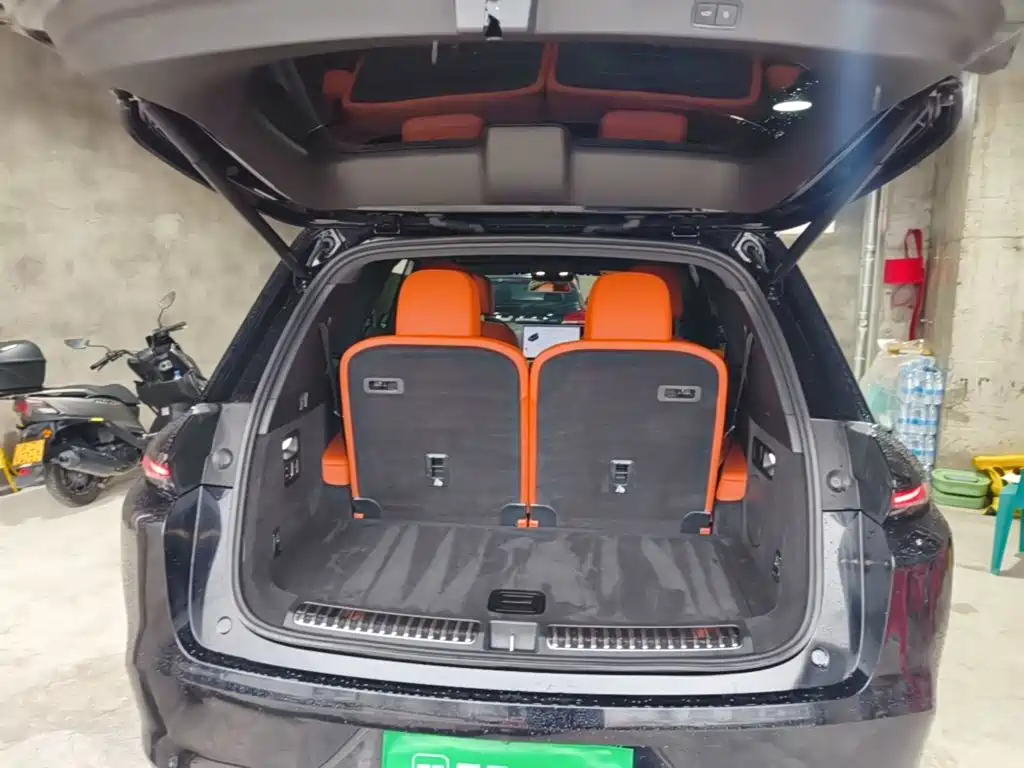Li Auto Li L8 — миниатюра 19