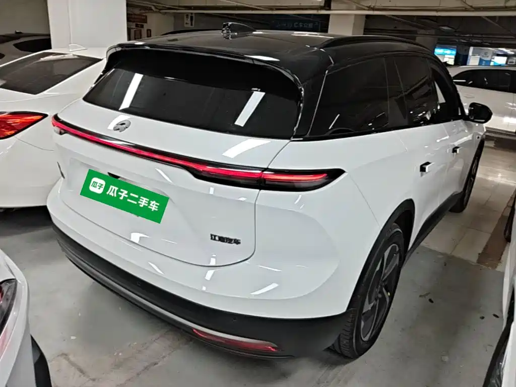 NIO ES6 — миниатюра 7