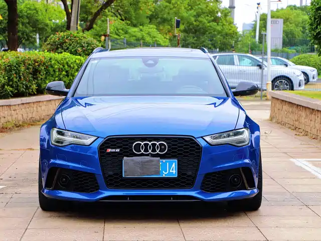 Audi RS