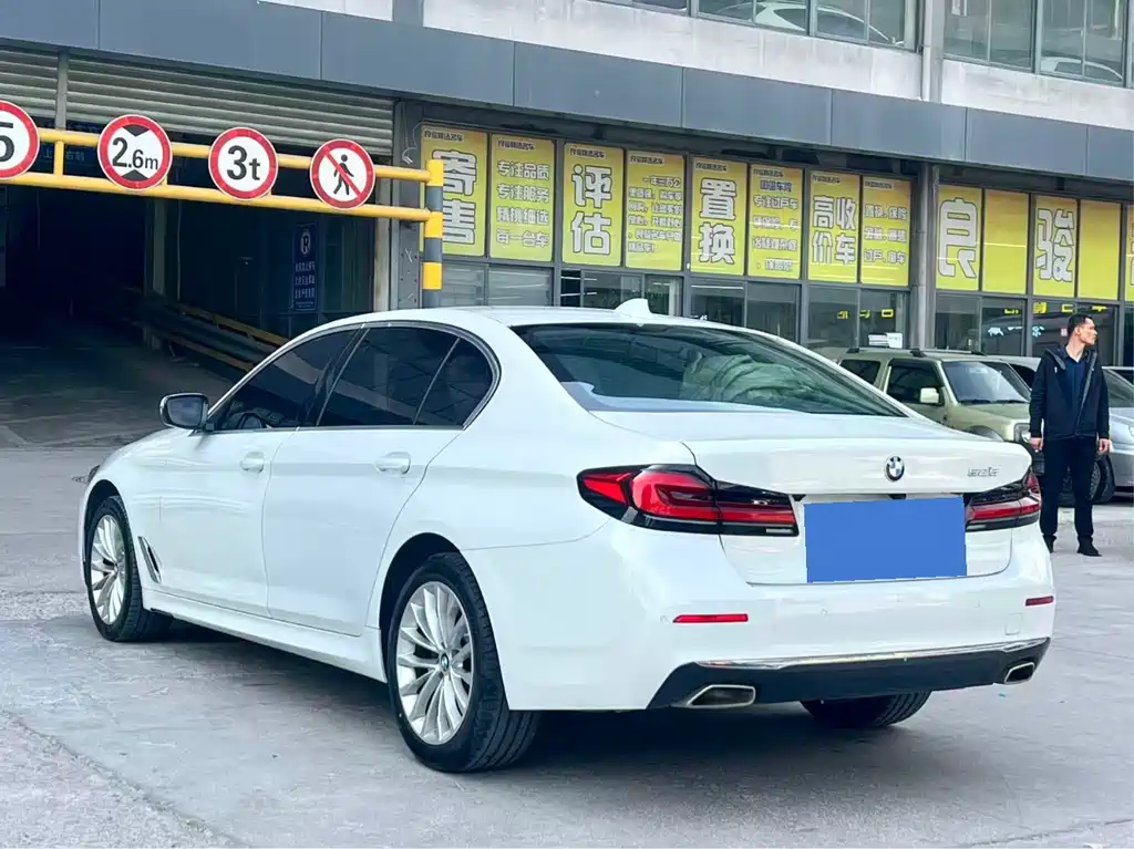 BMW 5 Series 5 2022 525Li Luxury