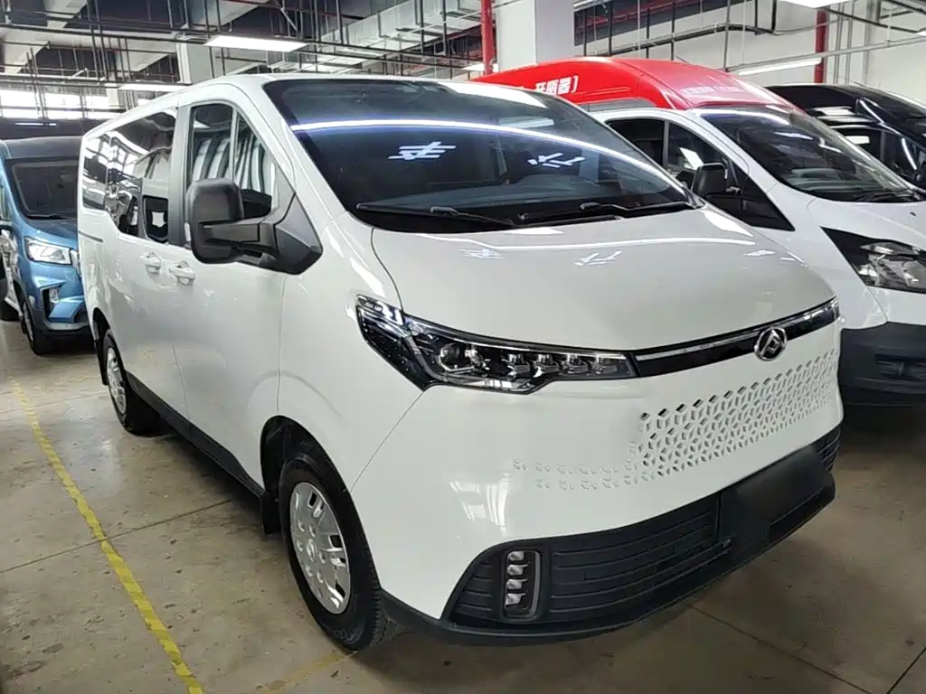 MAXUS V70 — миниатюра 4