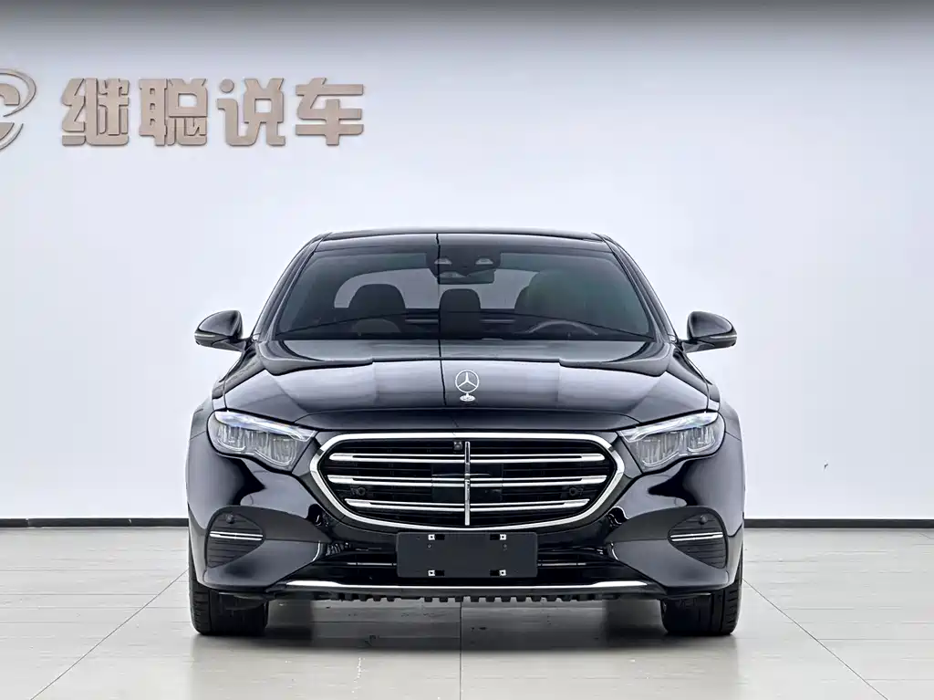 Mercedes-Benz E-Class — миниатюра 2