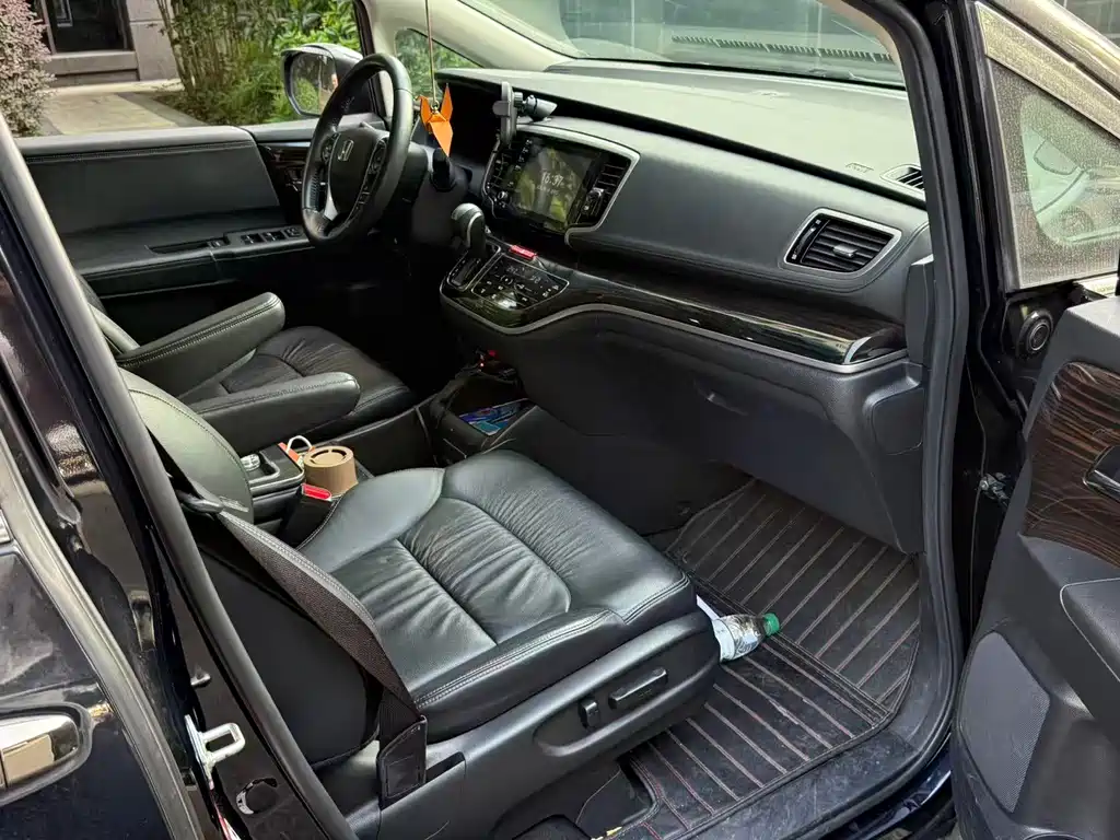 Honda Odyssey — миниатюра 6