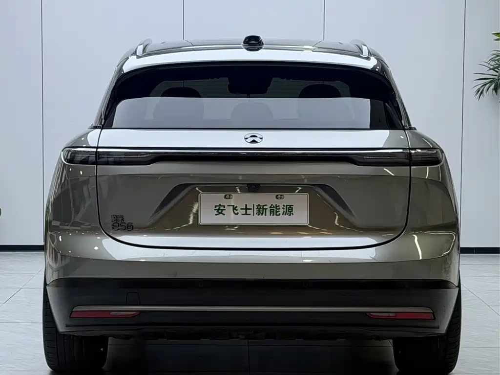 NIO ES6 — миниатюра 16