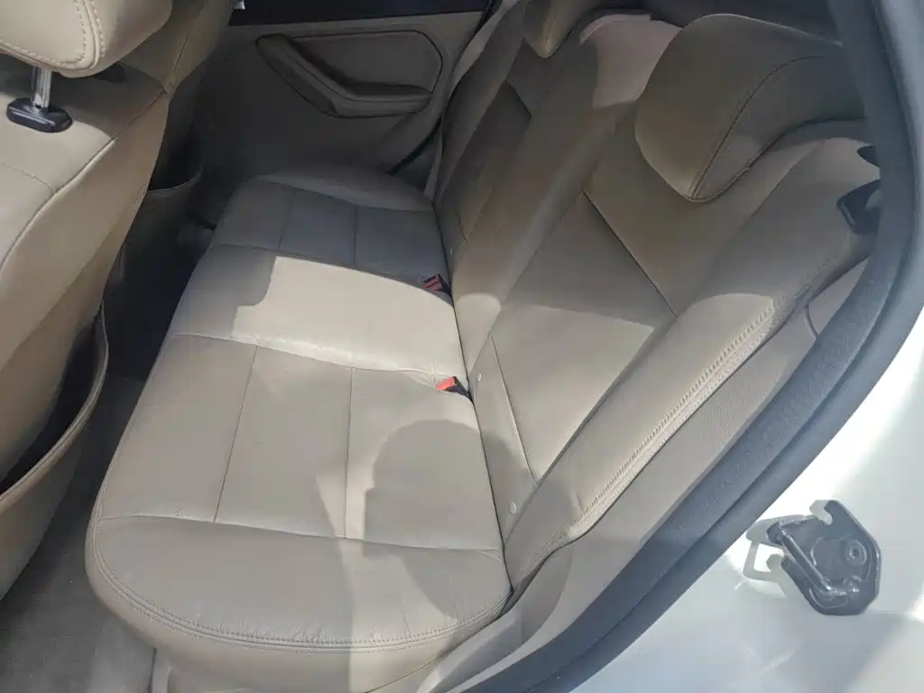 Ford Focus — миниатюра 18