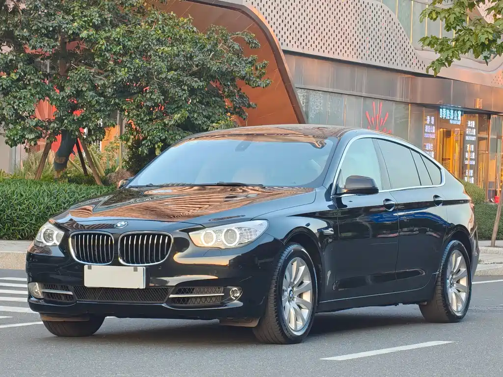 BMW 5 Series GT 2010