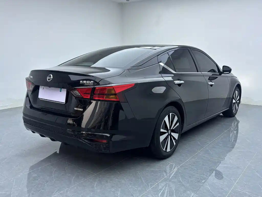 Nissan Teana — миниатюра 8