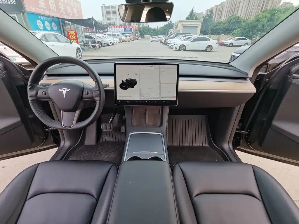 Tesla Model Y — фотографии объявления, Фото 11