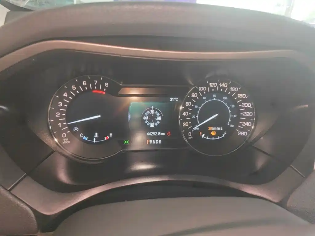 Lincoln MKZ — миниатюра 12