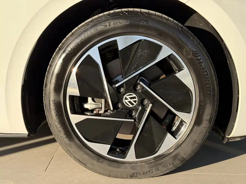 Volkswagen ID.3 — миниатюра 16