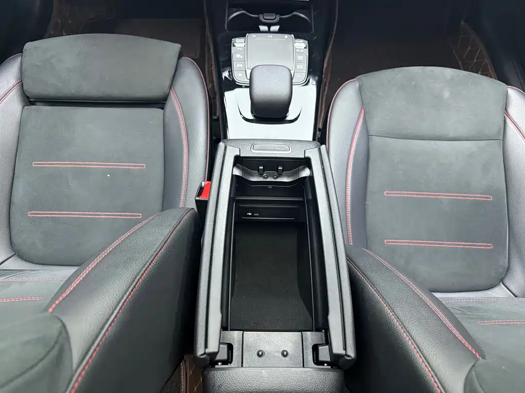 Mercedes-Benz CLA (Import) — миниатюра 13