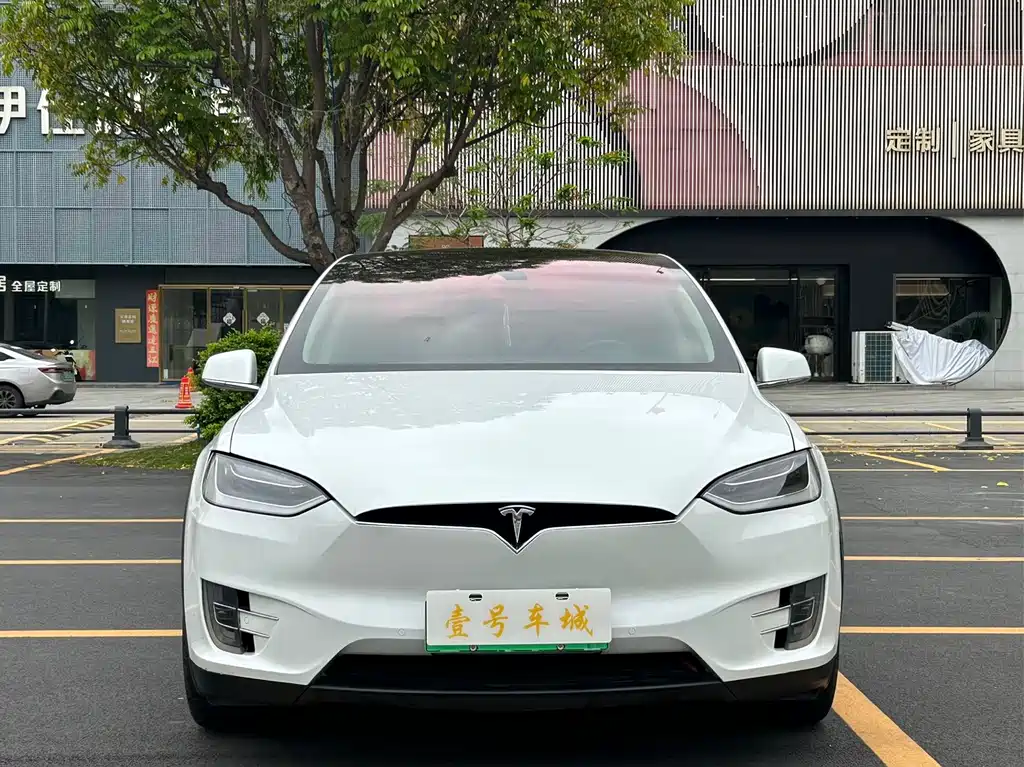 Tesla Model X 2017