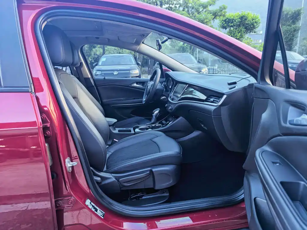 Buick Verano — миниатюра 6
