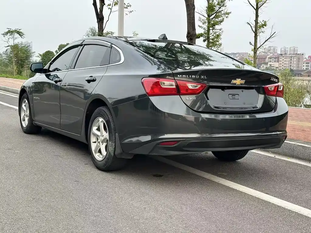 Chevrolet Malibu XL — миниатюра 8