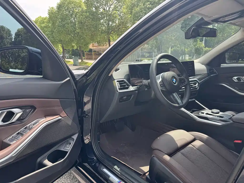 BMW 3 Series — миниатюра 7