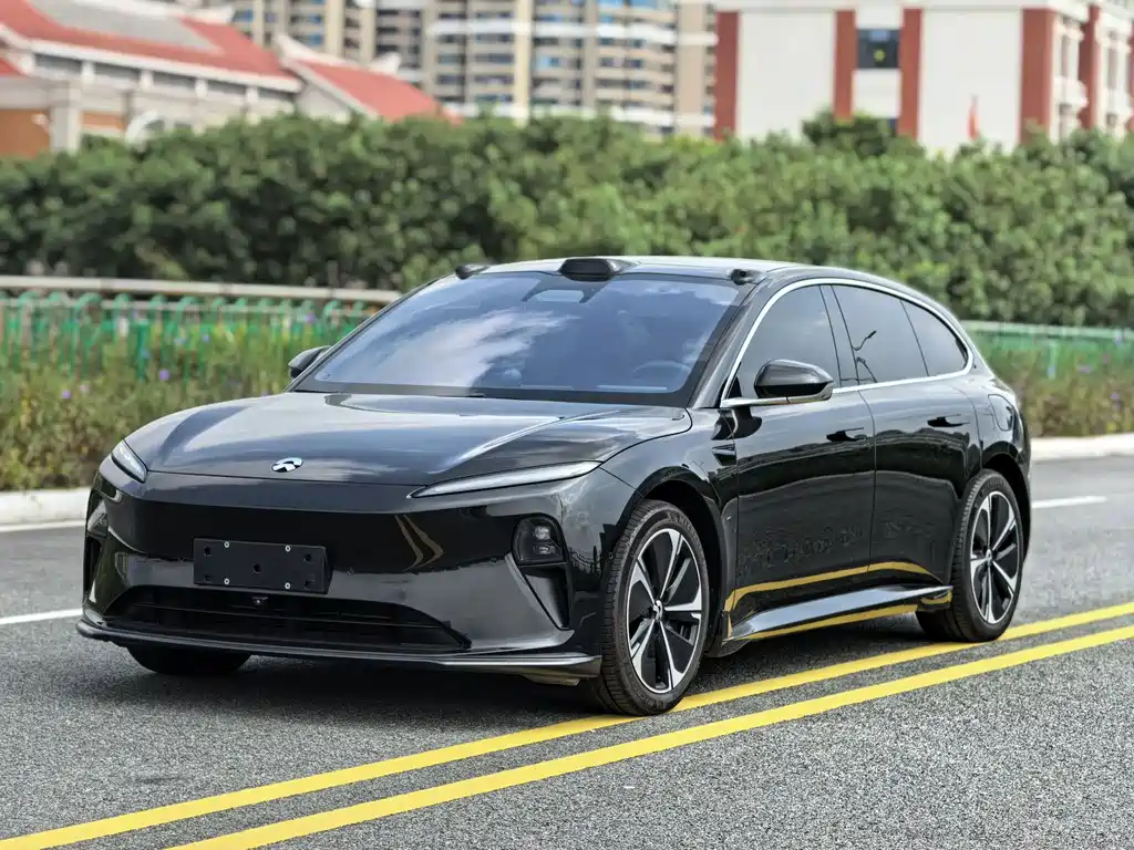 NIO ET5T