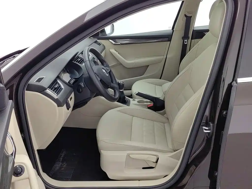 Skoda Octavia — миниатюра 10
