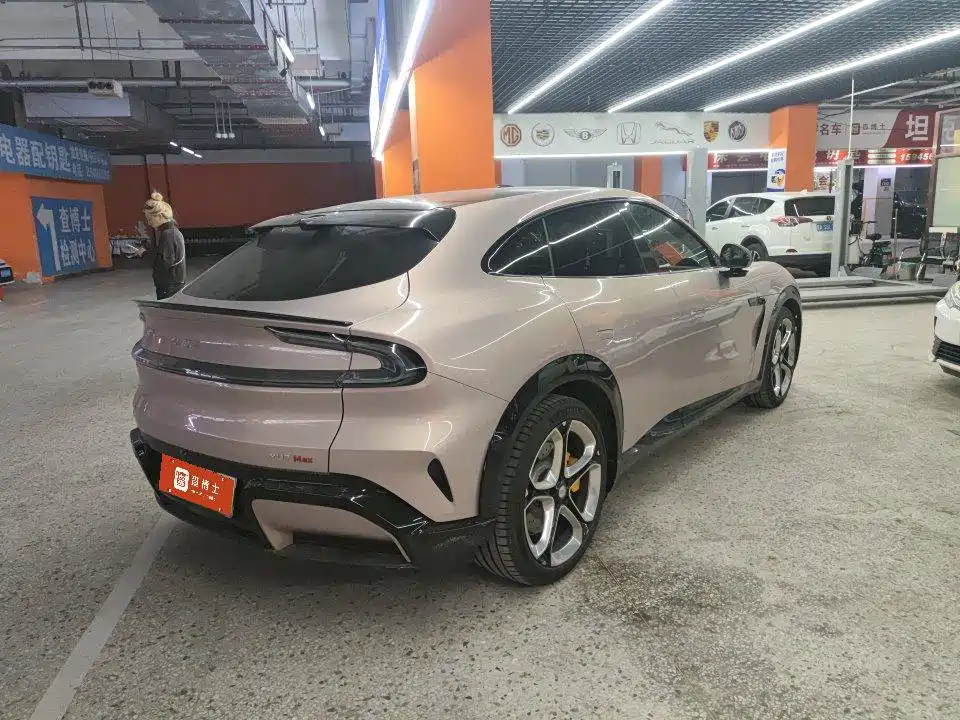 Xiaomi YU7 — миниатюра 3